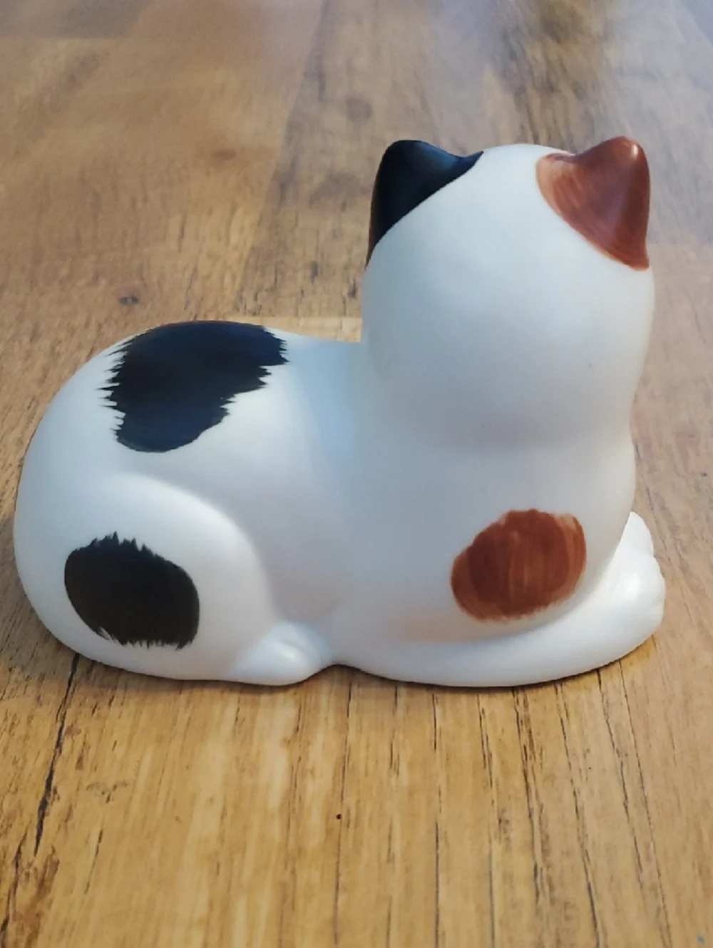 Royal Orleans Calico Cat Vintage 80s Porcelain Sculpture - Collectible